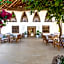 Dhow Inn Boutique Hotel
