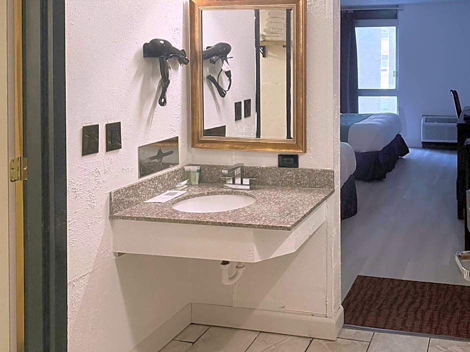 Rodeway Inn Enid South