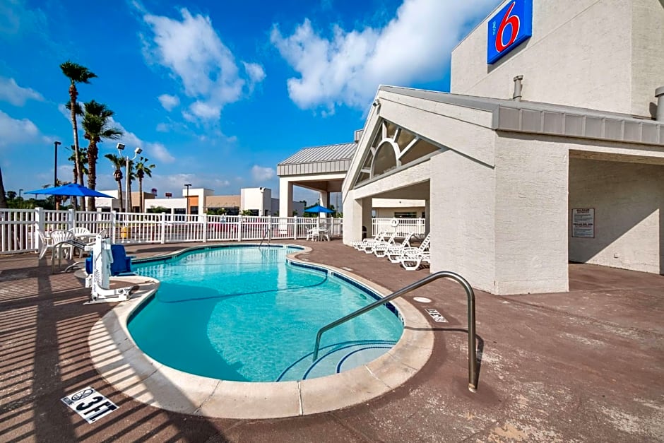 Motel 6-Brownsville, TX North