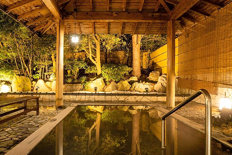 Hotel Hoho "A hotel overlooking the Echigo Plain and the Yahiko mountain range" formerly Hotel Oohashi Yakata-no-Yu