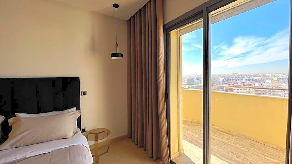 Marvelous Center Spot - 3 Bedrooms