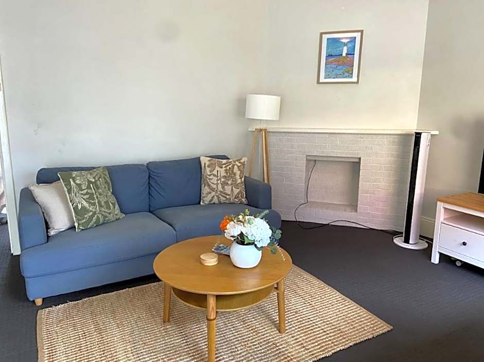 Brilliant Apt by Rottnest Ferry and Fremantle Oval - Hosted by Canstay
