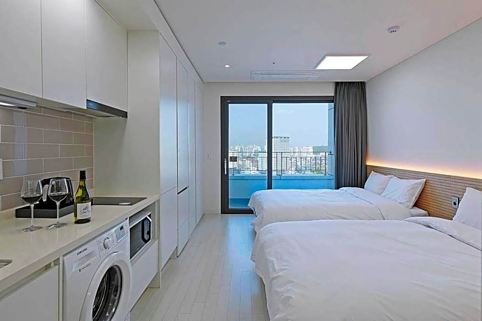 World Sky Residence Hotel