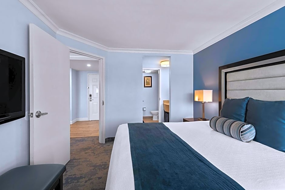 Best Western Plus Manhattan Beach Hotel