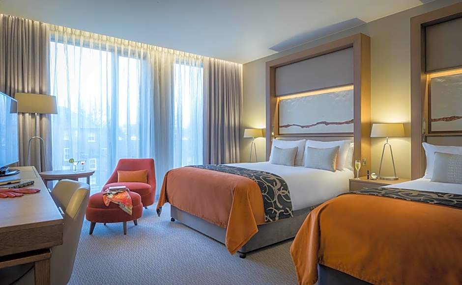 Clayton Hotel Chiswick