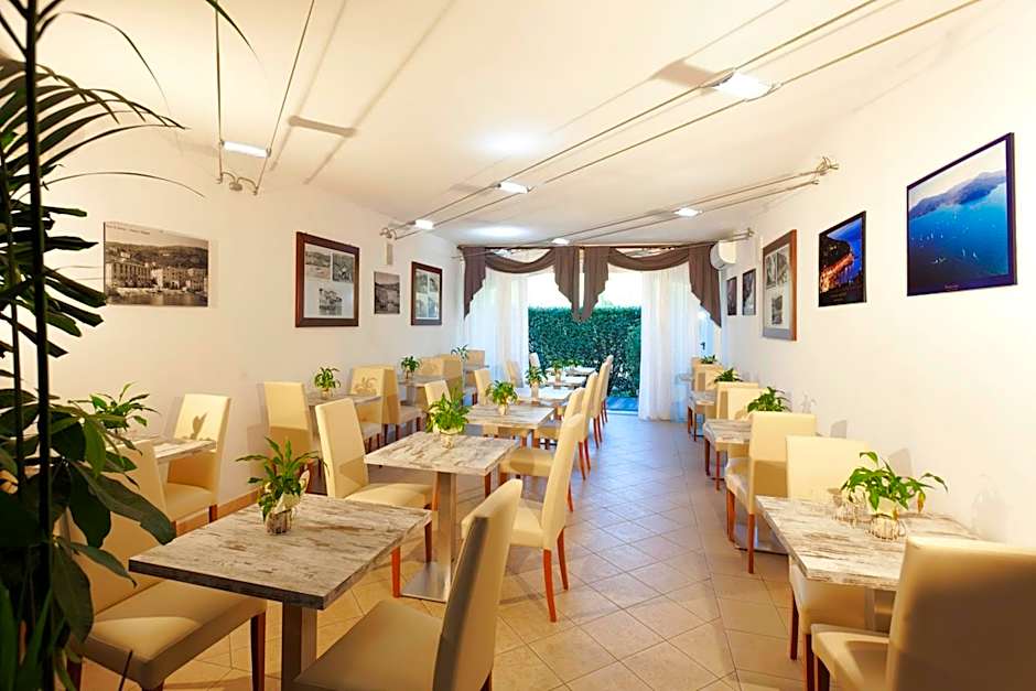 Hotel Villa Smeraldo