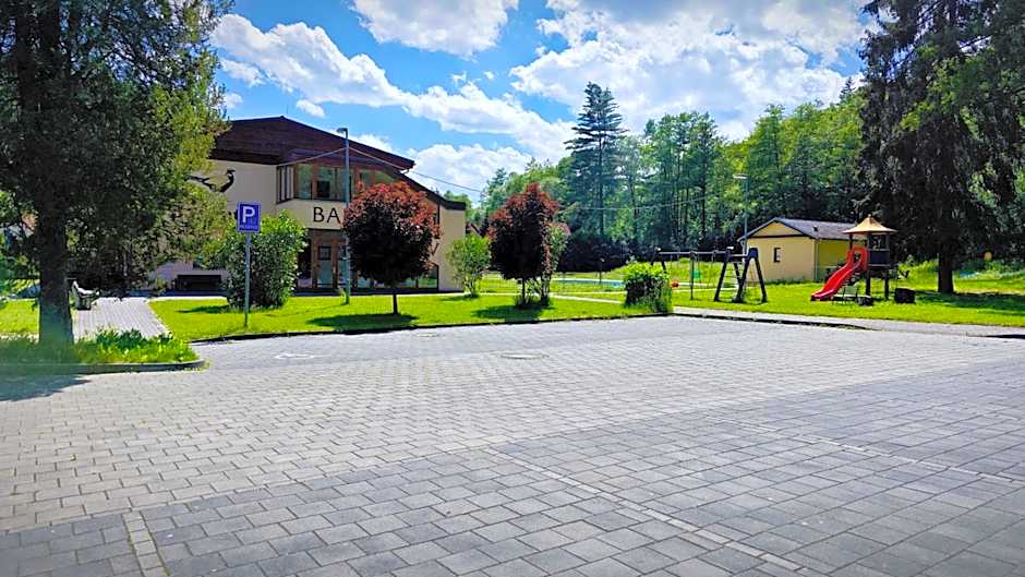 Geyserpark Village