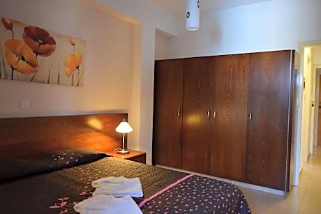 One-Bedroom Apartment (2 Adults + 1 Child)