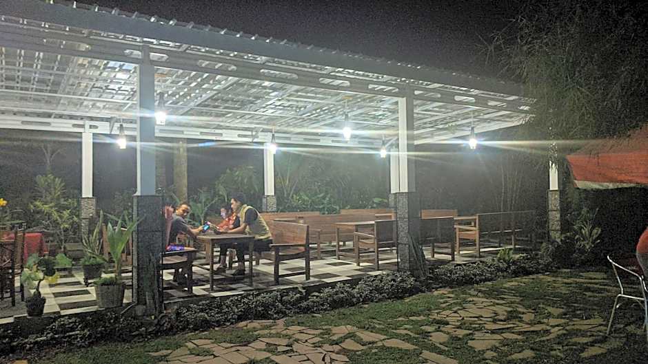 RedDoorz At Jalan Raya Baturaden