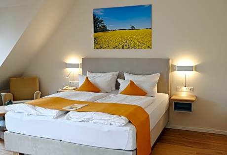 Deluxe Double Room with Balcony