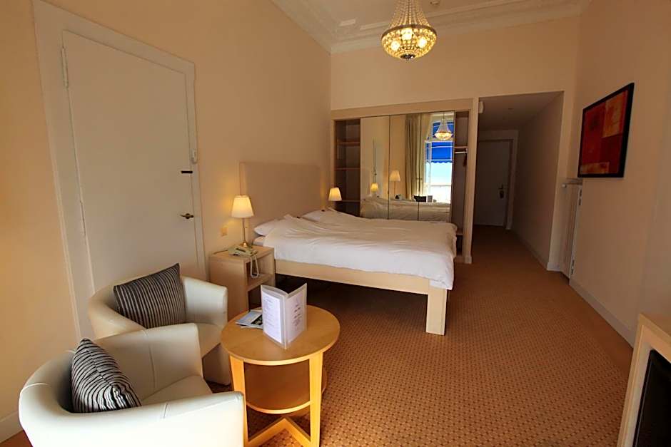 Hôtel du Grand Lac Excelsior