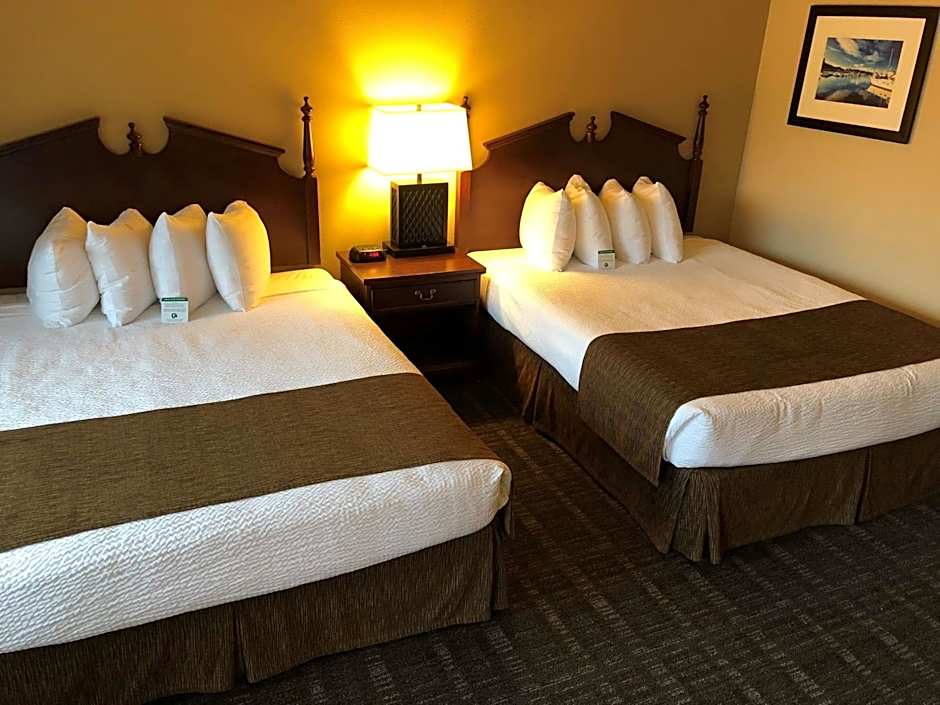 Best Western Lakewood Motor Inn