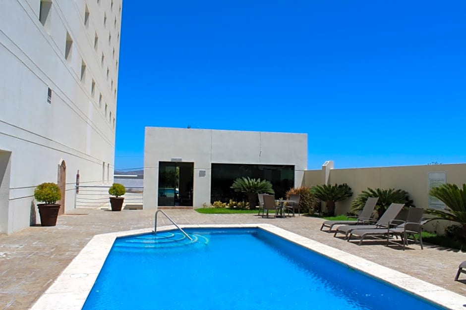 Hotel Aeropuerto Los Cabos