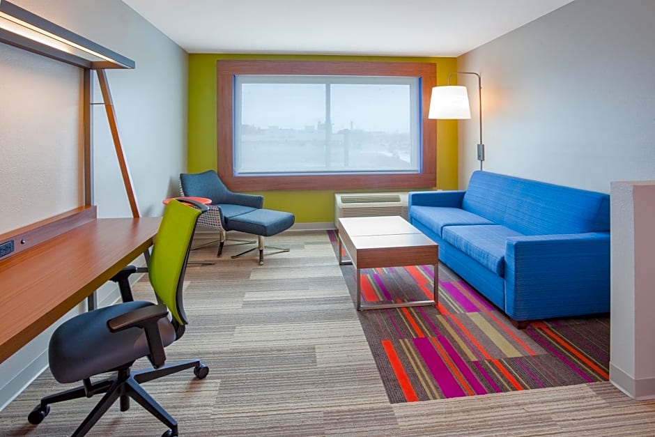 Holiday Inn Express-Des Moines Downtown