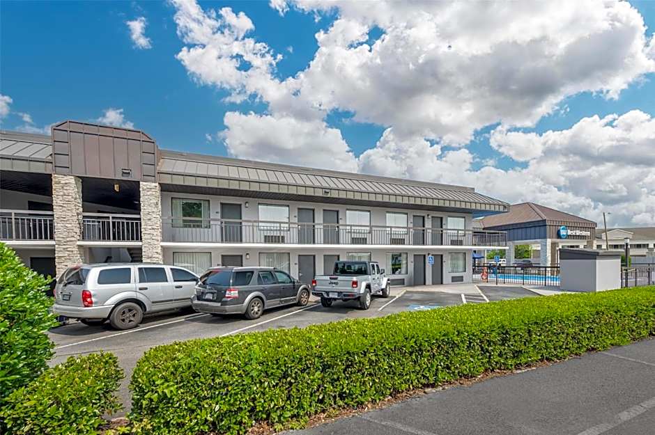 Best Western Center Inn