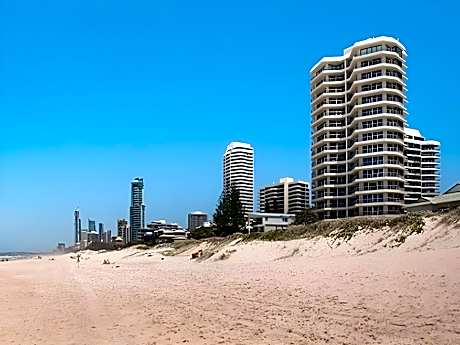 Beachside Tower Apartment
