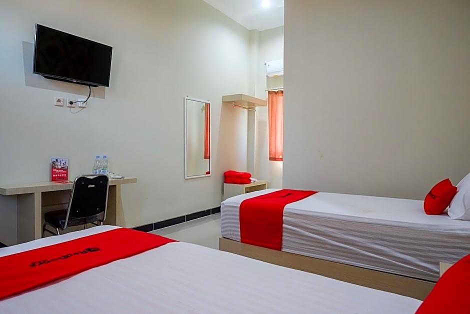 RedDoorz Plus @ Jl Pemuda Pati