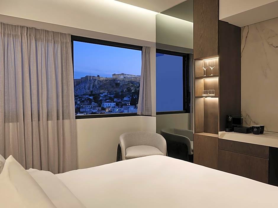 Nur Edge Aparthotel - Acropolis Skyline