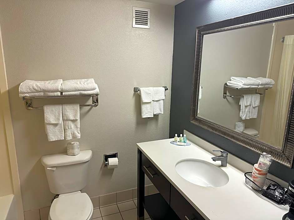 Quality Inn & Suites Hattiesburg