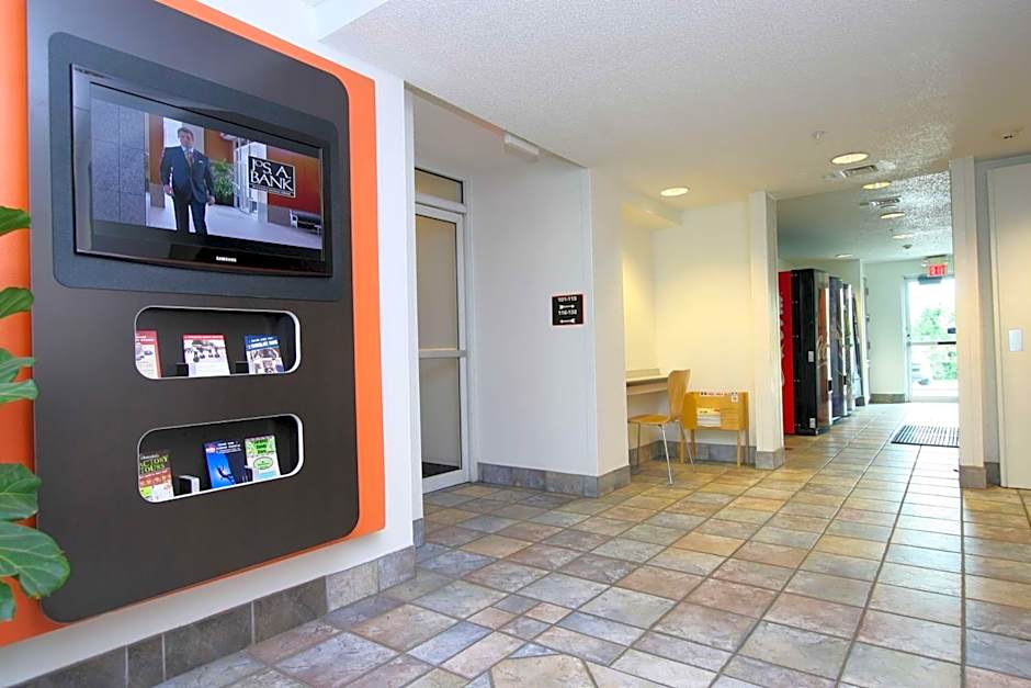 Motel 6-Colchester, VT - Burlington