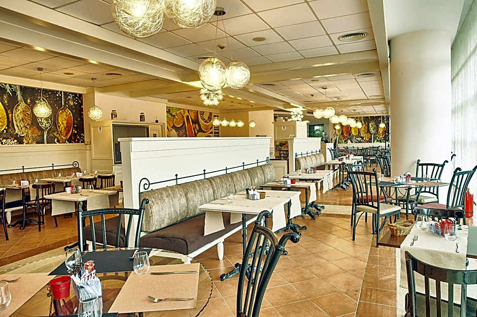 Continental Forum Bucuresti Palatul Parlamentului