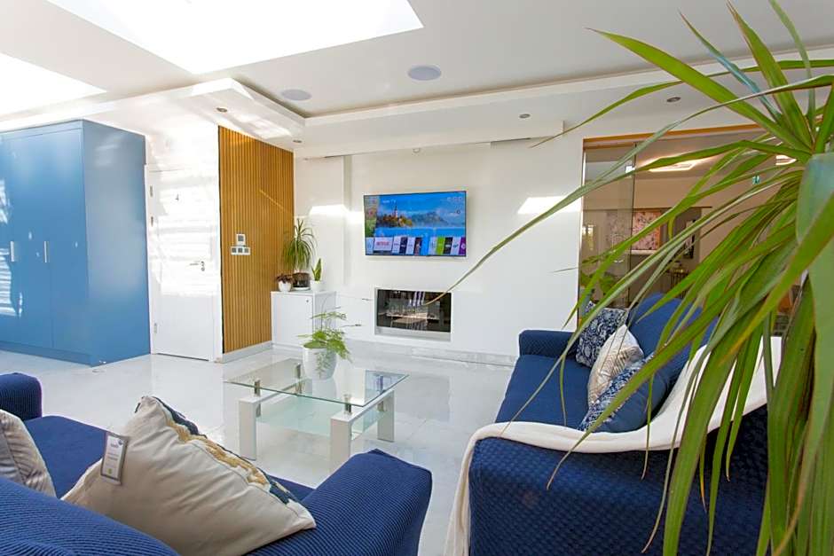 Legoland Heathrow Windsor Apartment Hotel