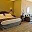 Warwick Palm Beach Hotel