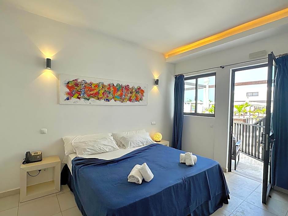 Hotel LIVVO Budha Beach