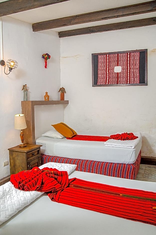 Nikikot Hotel & Hostel