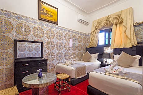 Double or Twin Room with Bathroom