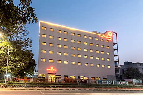 Mango Grove Hotel - Chandigarh