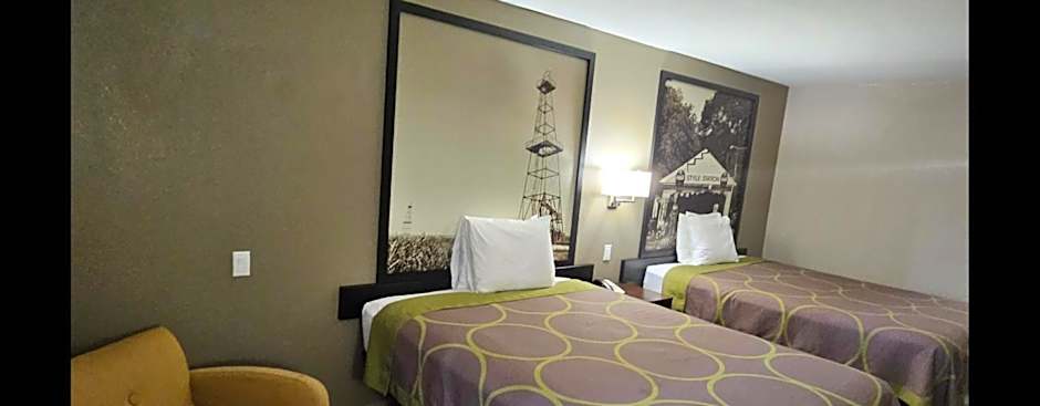 Super 8 by Wyndham Buffalo