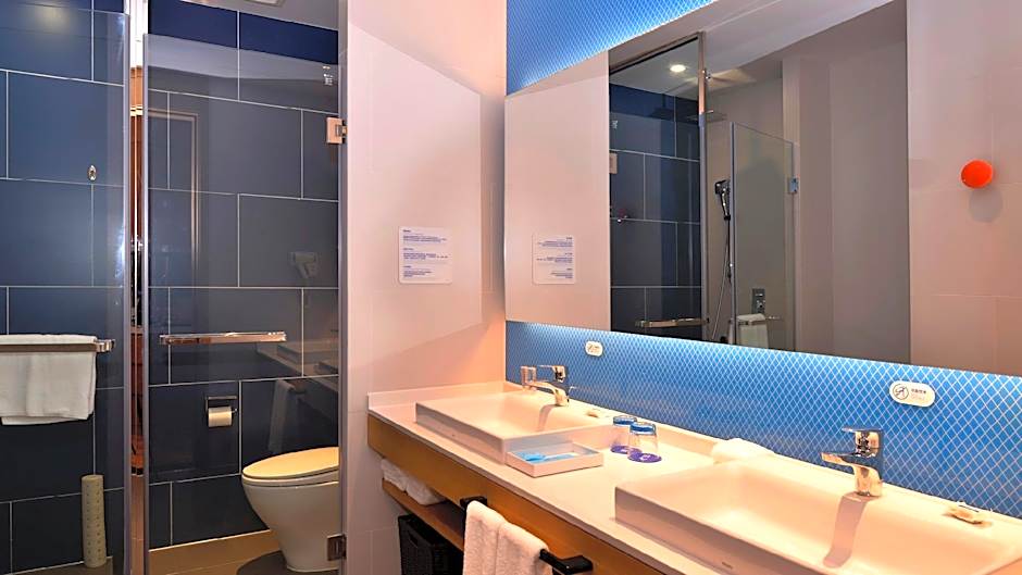 Holiday Inn Express Luanchuan By IHG