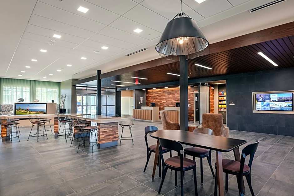 Courtyard by Marriott Savannah Airport
