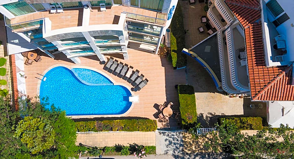 Jupiter 1 Family Hotel