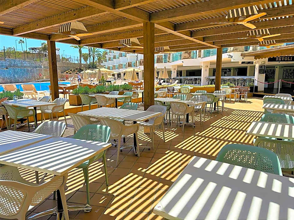 Grupotel Revoli