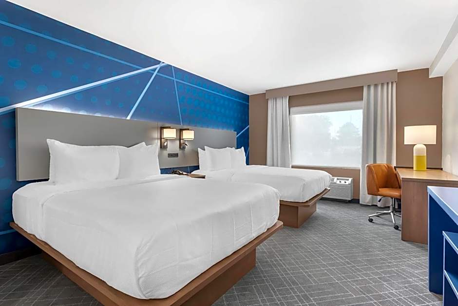 Comfort Inn & Suites Suwanee - Sugarloaf