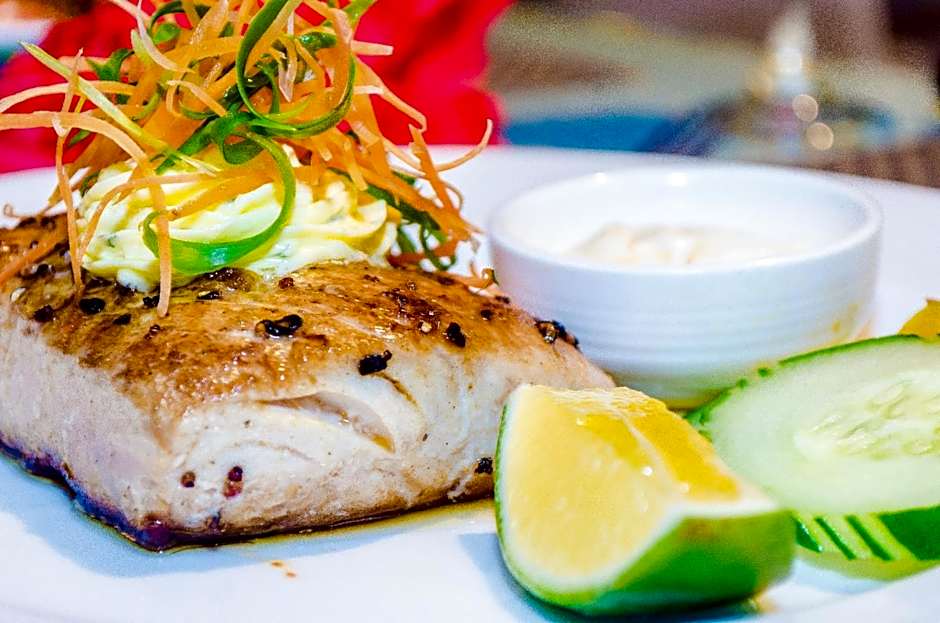 Muri Beach Club Hotel