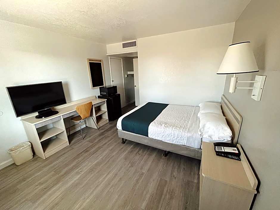 Motel 6-Holbrook, AZ