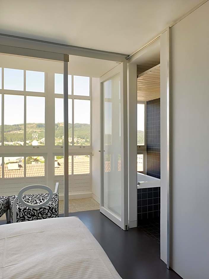 Moure Hotel