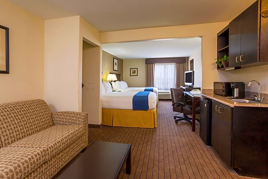 Holiday Inn Express Hotel & Suites Moultrie