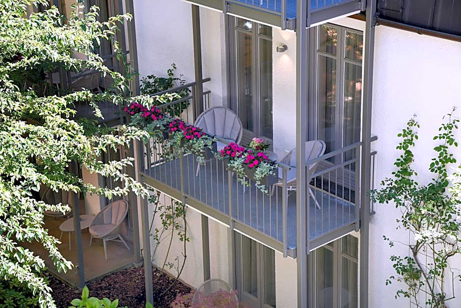 MAXIMILIAN MUNICH Apartments & Hotel