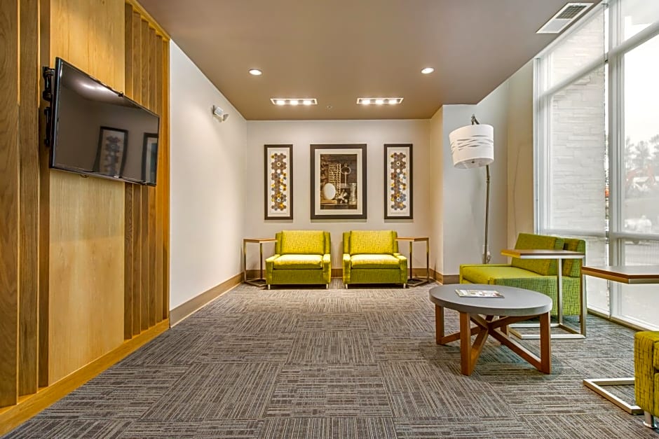 Holiday Inn Express & Suites - Carrollton West By IHG