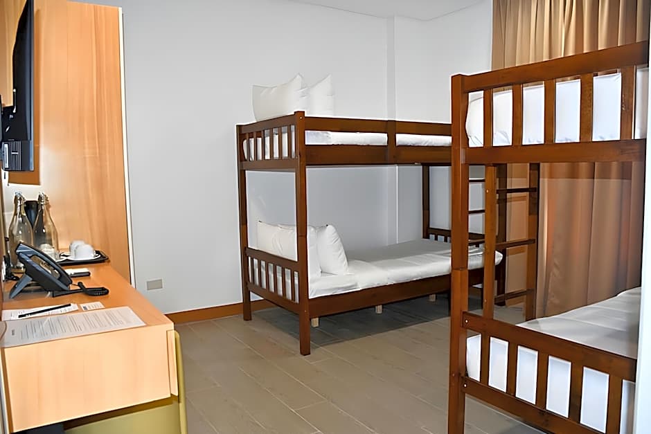 Coast Wise Hotel Dumaguete