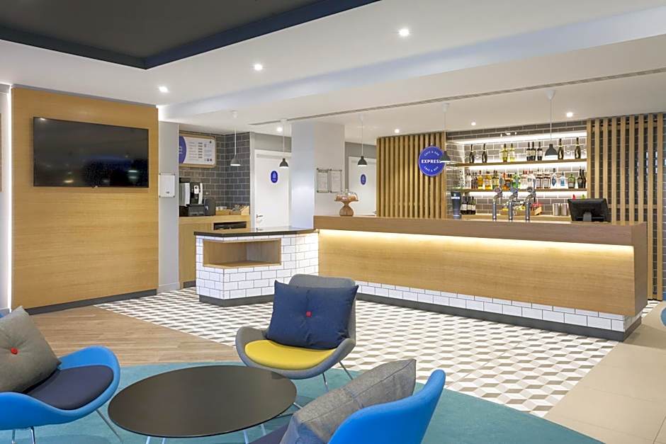 Holiday Inn Express St. Albans - M25 Jct.22 By IHG