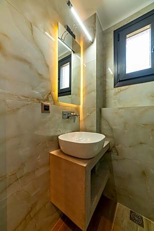 Comfort Triple Room with Shower