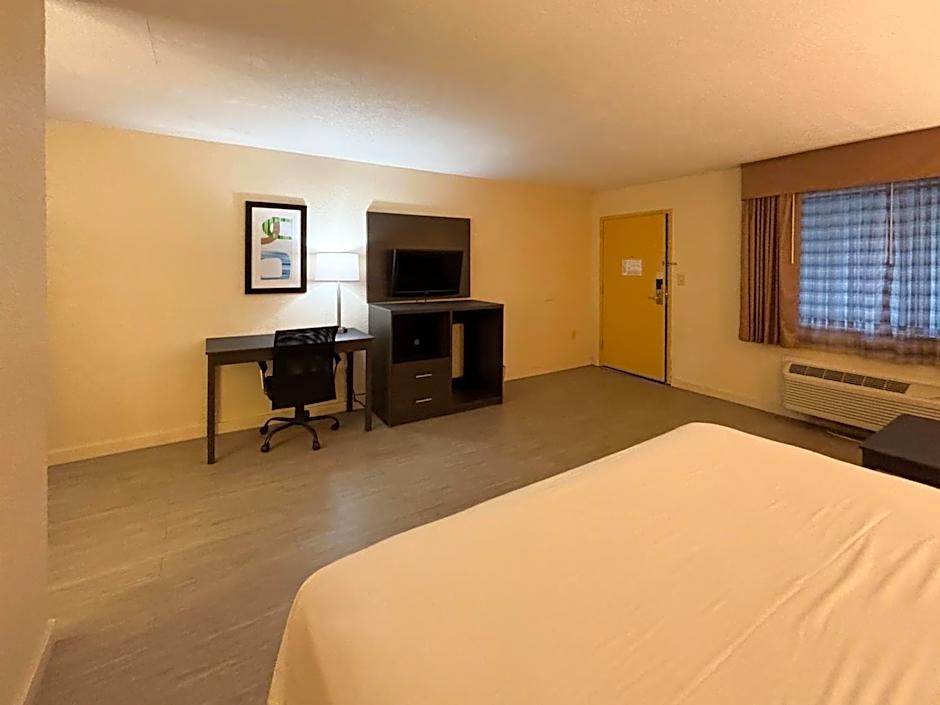 Motel 6 Charlotte, NC Northlake