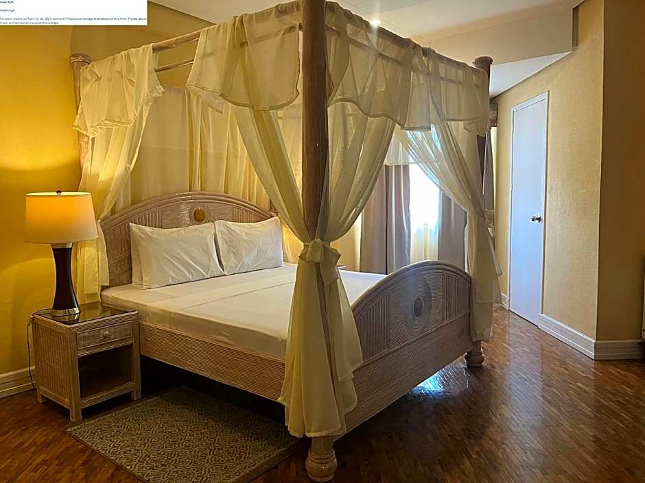 Coco Grande Hotel