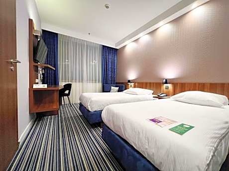 Connecting Family Studio