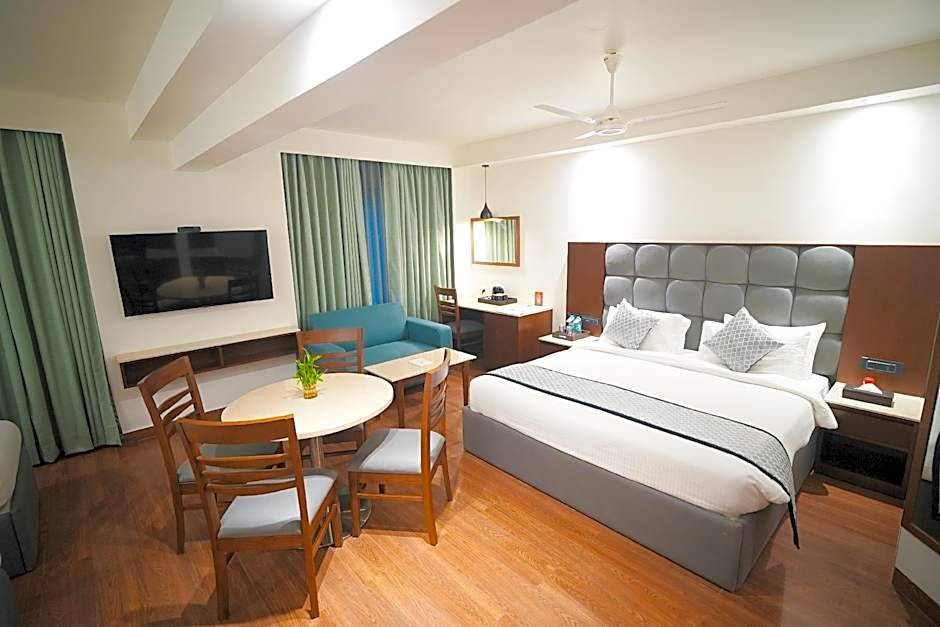 Ramee Guestline Hotel